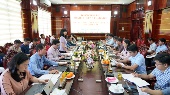 Đoàn công tác Bộ Khoa học và Công nghệ làm việc với UBND xã Bình Sơn
