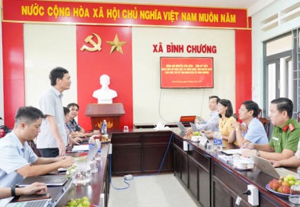 Giám đốc Sở Khoa học và Công nghệ làm việc với UBND xã Bình Chương