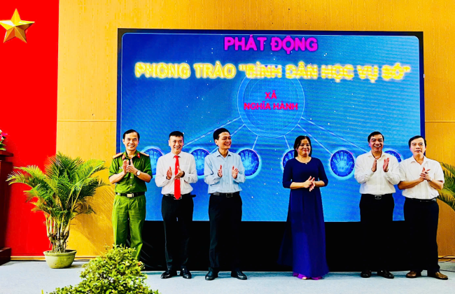 Phát động phong trào “Bình dân học vụ số” trên địa bàn xã Nghĩa Hành