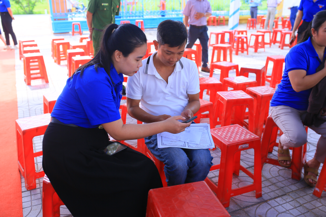 Phát động phong trào “Bình dân học vụ số” trên địa bàn xã Thiện Tín