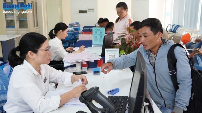 Bảo đảm thực hiện thủ tục hành chính thông suốt, hiệu quả khi sắp xếp đơn vị hành chính và triển khai mô hình chính quyền địa phương 2 cấp